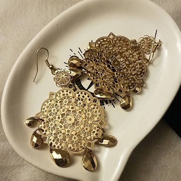 INCLUDED AS FREE GIFT - Picture 4 of 4